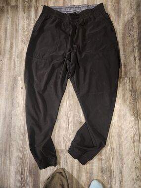 Women's Black Elastic-Waist Jogger Scrub Pants